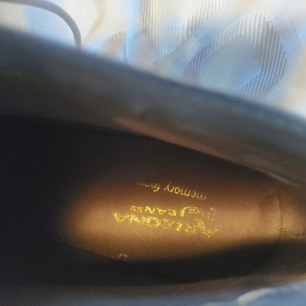 Shoes 👞 - Picture 5 of 6